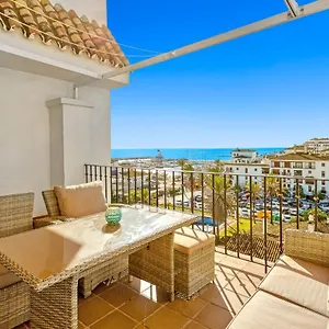 Casabella Marina Duquesa Apartment